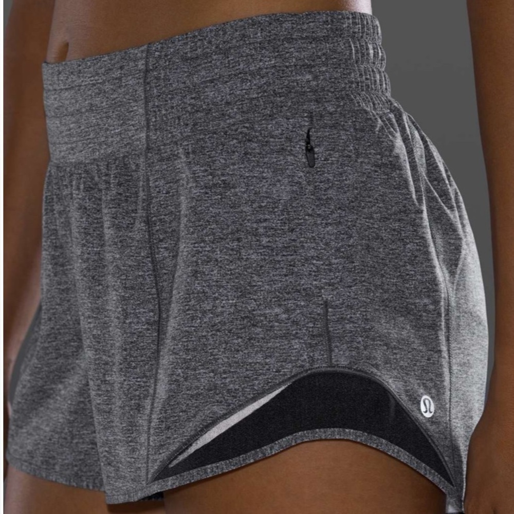 Lululemon Hotty Hot Short *High-Rise 2.5"
Heather Lux Multi Black